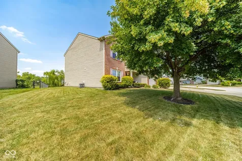 5721 Columbia Circle Greenwood IN 46142