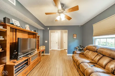 5721 Columbia Circle Greenwood IN 46142