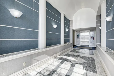 8751 Jaffa Court East Drive Indianapolis IN 46260