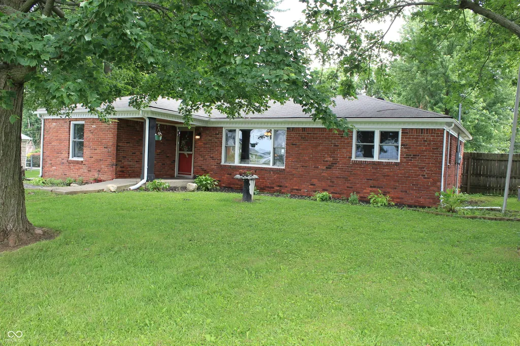 6900 N Michigan Road Fairland IN 46126