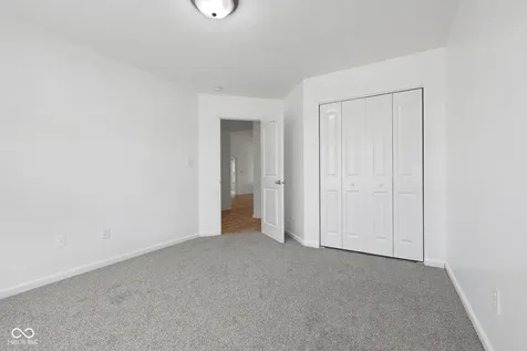 5341 Bombay Drive Indianapolis IN 46239