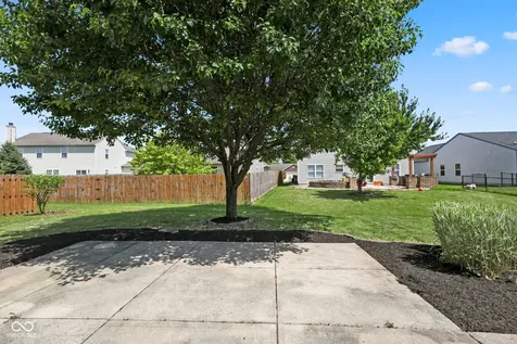 5341 Bombay Drive Indianapolis IN 46239