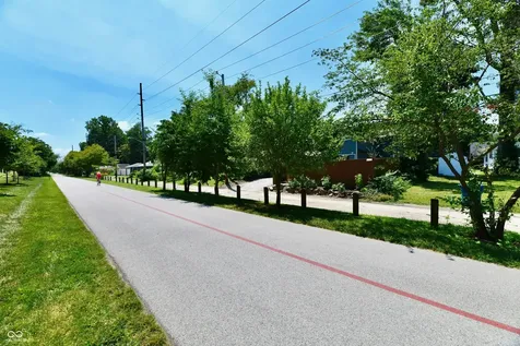 4521 Winthrop Avenue Indianapolis IN 46205