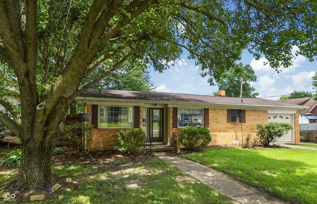 15 W Joseph Street Brazil IN 47834