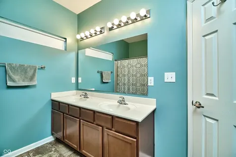 18203 Pennsy Way Westfield IN 46074
