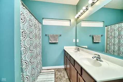 18203 Pennsy Way Westfield IN 46074