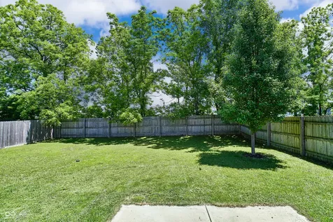 18203 Pennsy Way Westfield IN 46074