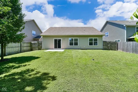 18203 Pennsy Way Westfield IN 46074