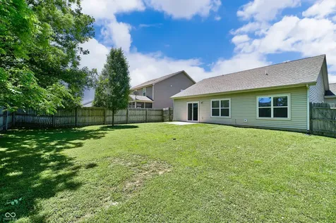 18203 Pennsy Way Westfield IN 46074