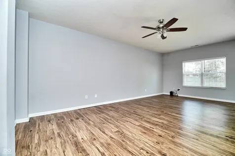 18203 Pennsy Way Westfield IN 46074