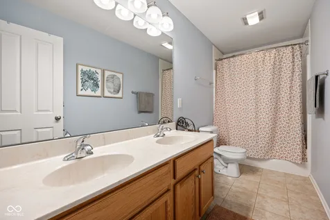5498 Laurel Crest Run Noblesville IN 46062