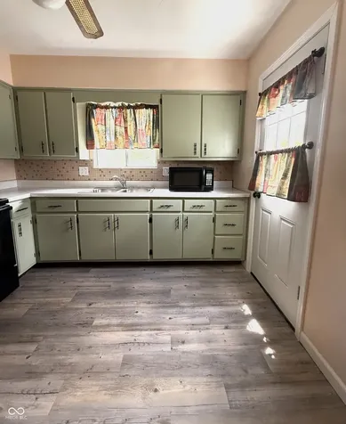 5335 Norcroft Drive Indianapolis IN 46221