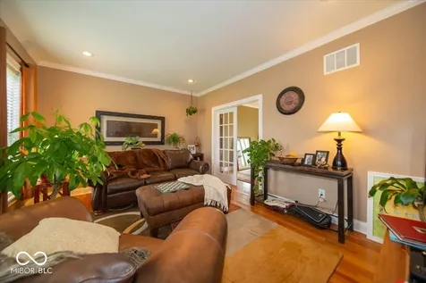723 Palmer Drive Noblesville IN 46062