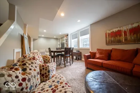 723 Palmer Drive Noblesville IN 46062