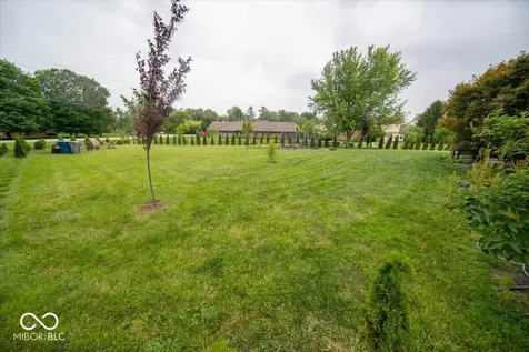 723 Palmer Drive Noblesville IN 46062
