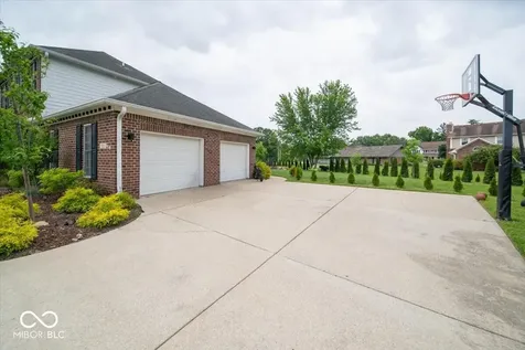 723 Palmer Drive Noblesville IN 46062
