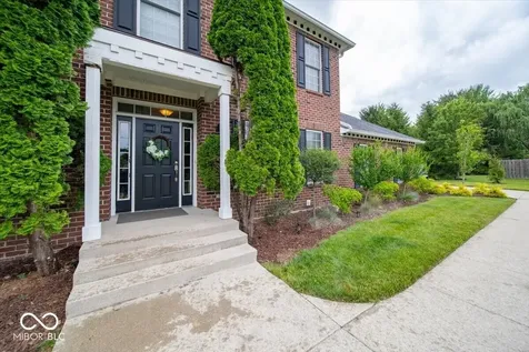 723 Palmer Drive Noblesville IN 46062