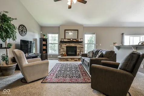 13848 Fieldcrest Drive Mccordsville IN 46055