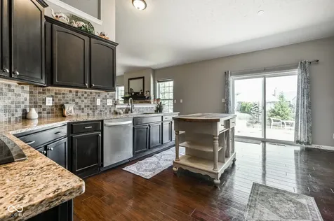 13848 Fieldcrest Drive Mccordsville IN 46055