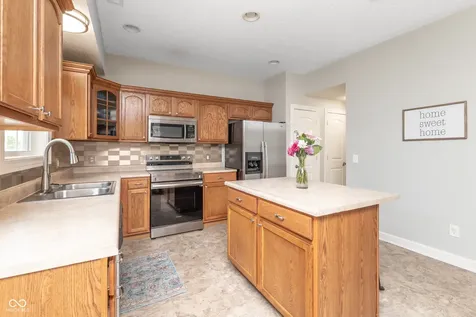 9652 Rhodes Court Avon IN 46123