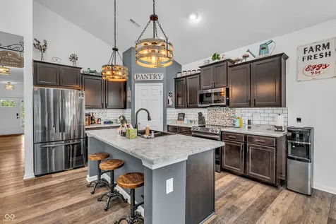 639 Cardinal Drive Jamestown IN 46147