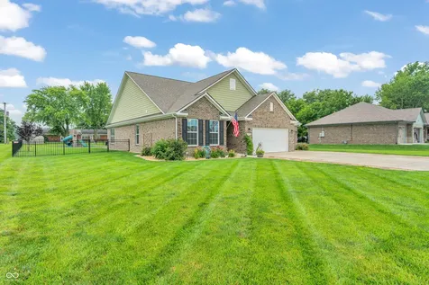 639 Cardinal Drive Jamestown IN 46147