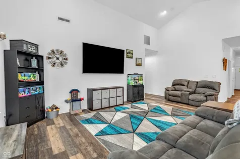 639 Cardinal Drive Jamestown IN 46147