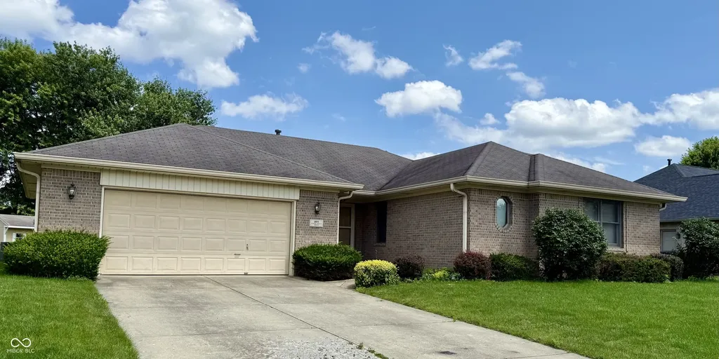 897 N Scott Drive Greenwood IN 46142