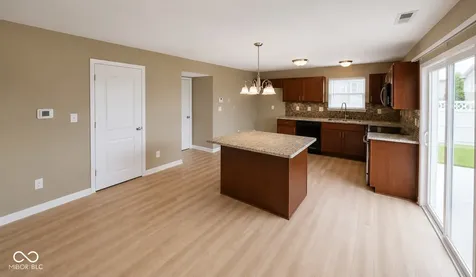6245 Emerald Lake Court Indianapolis IN 46221