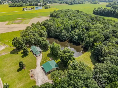 8065 S County Road 175 Road W Commiskey IN 47227