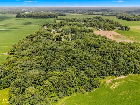 8065 S County Road 175 Road W Commiskey IN 47227