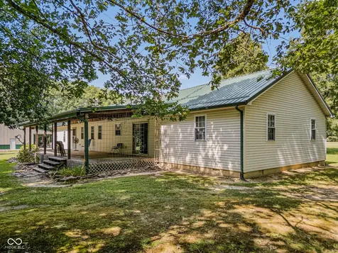 8065 S County Road 175 Road W Commiskey IN 47227