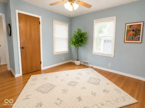 5863 Kingsley Drive Indianapolis IN 46220