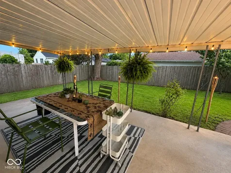 5863 Kingsley Drive Indianapolis IN 46220
