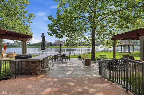 11699 West Drive Zionsville IN 46077