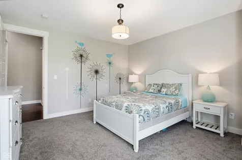 11699 West Drive Zionsville IN 46077