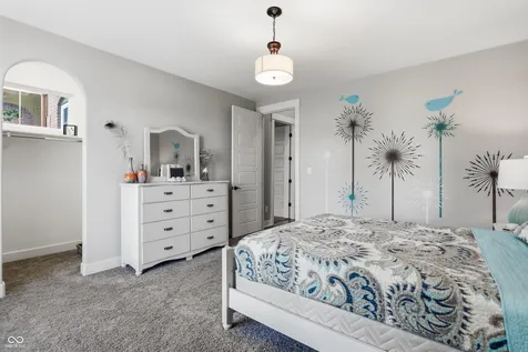 11699 West Drive Zionsville IN 46077