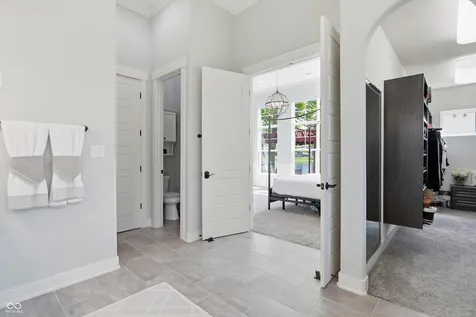 11699 West Drive Zionsville IN 46077