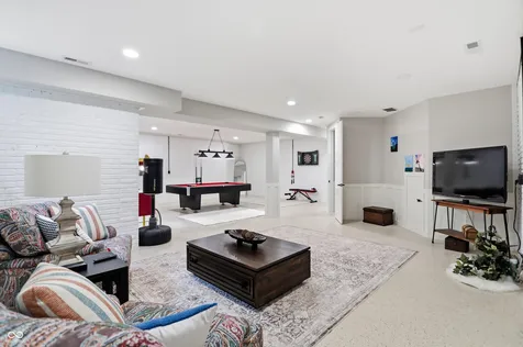 11699 West Drive Zionsville IN 46077