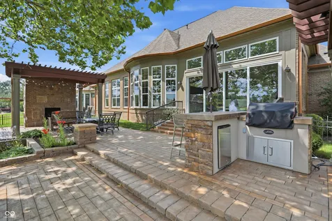 11699 West Drive Zionsville IN 46077