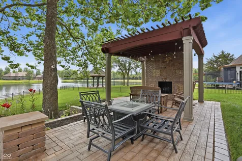 11699 West Drive Zionsville IN 46077