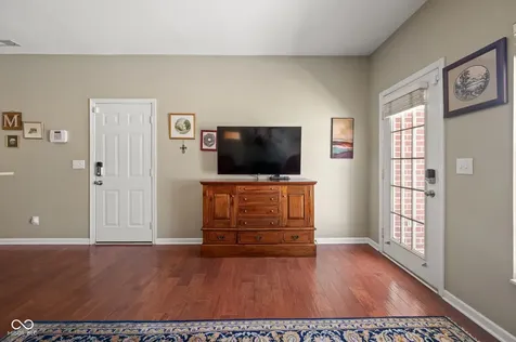 15532 Crofton Place Westfield IN 46074