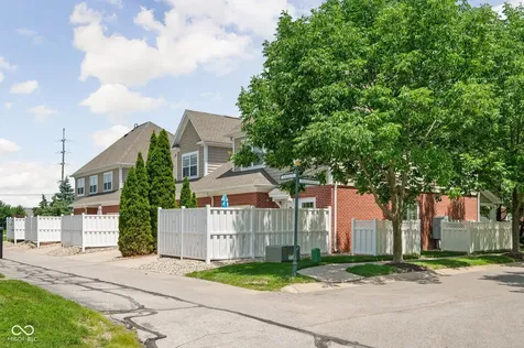 15532 Crofton Place Westfield IN 46074
