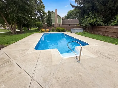 110 Westbourne Drive Brownsburg IN 46112