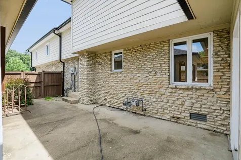 110 Westbourne Drive Brownsburg IN 46112