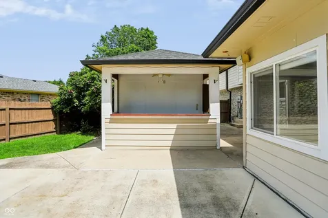 110 Westbourne Drive Brownsburg IN 46112