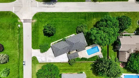 110 Westbourne Drive Brownsburg IN 46112