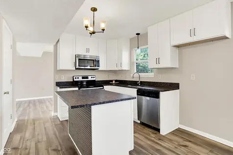 7754 Evian Drive Indianapolis IN 46236