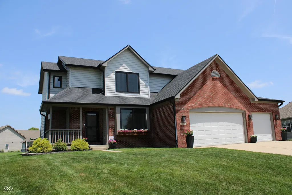 889 Sagittarius Avenue Franklin IN 46131