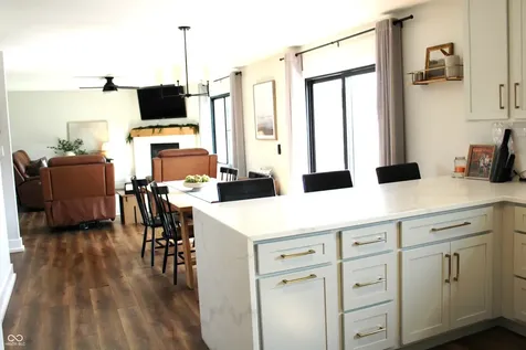 889 Sagittarius Avenue Franklin IN 46131